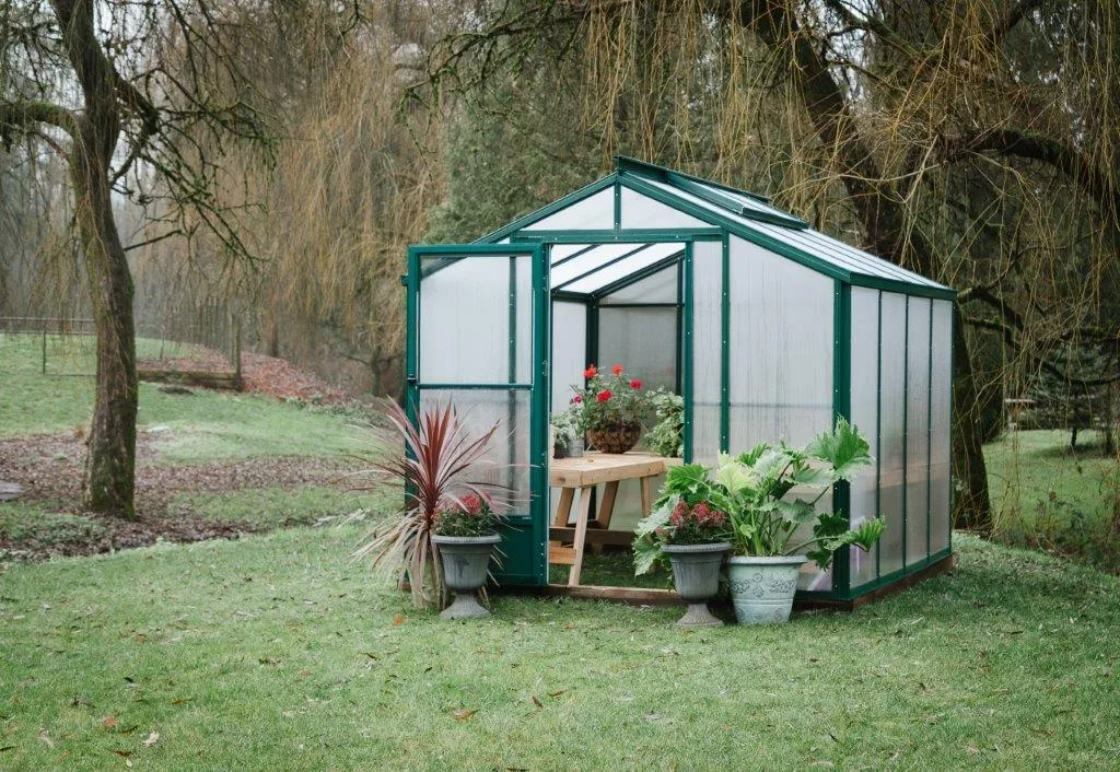 Cross Country Sunhaven 8X8 Polycarbonate Greenhouse