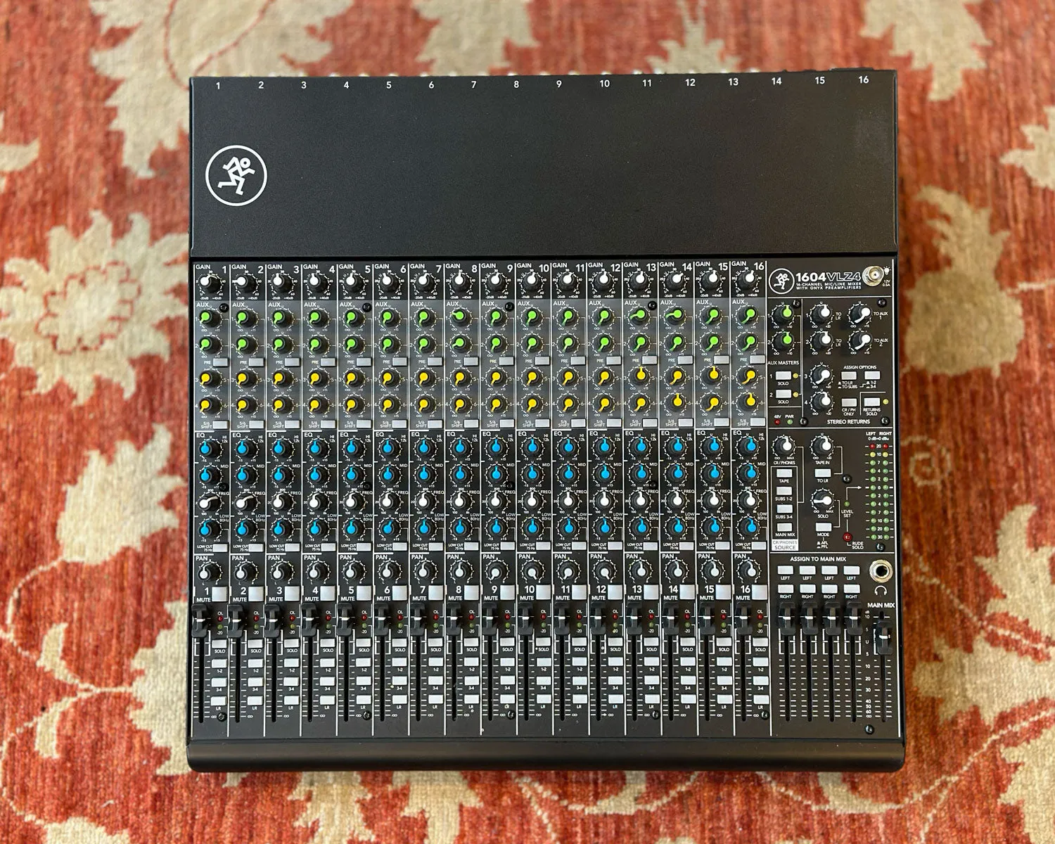Mackie 1604VLZ4 16 Channel Mixing Console