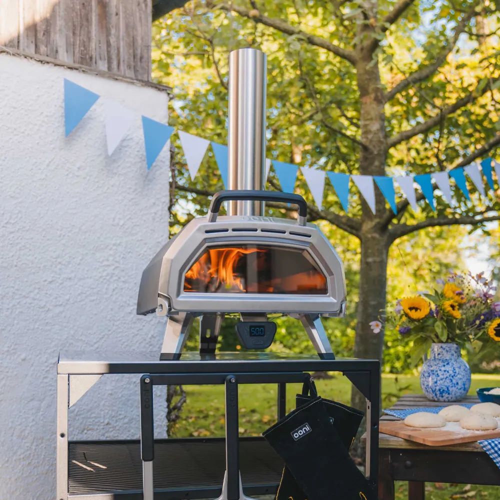 Ooni Karu 16 Multi-Fueled Outdoor Pizza Oven - UU-P1B900