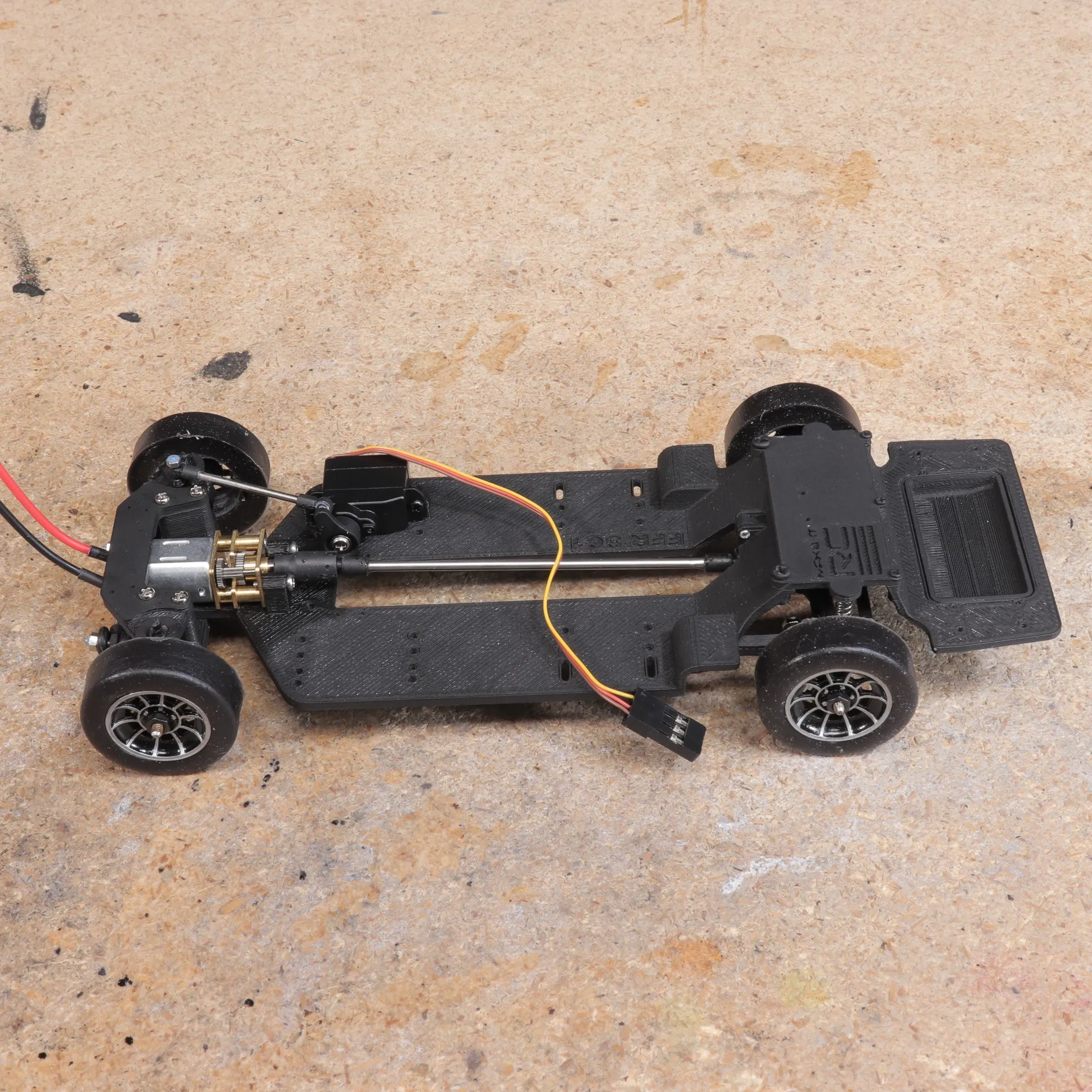 "The General" ARTR Make It RC FFR SC1 1/25 Chassis for 69 Charger