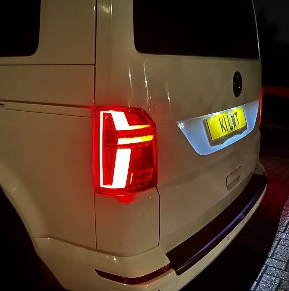 T6 Tailgate LED rear lights with dynamic indicator (ONLY for vehicles with factory fitted led rear lights) 15-19